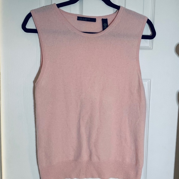Lord & Taylor Tops - Lord And Taylor 100% Double Cashmere Sleeveless Lord & Taylor Tops - Lord And Taylor 100% Double Cashmere Sleeveless